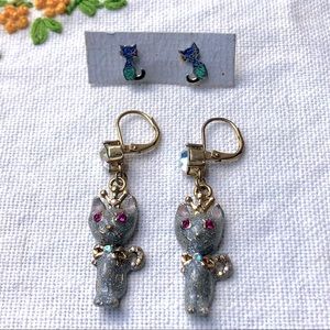 Cat earrings set